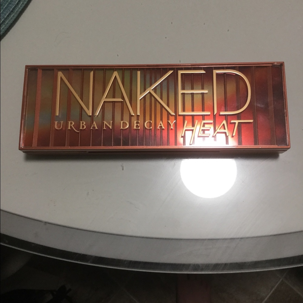 Urban Decay Naked Heat Palette